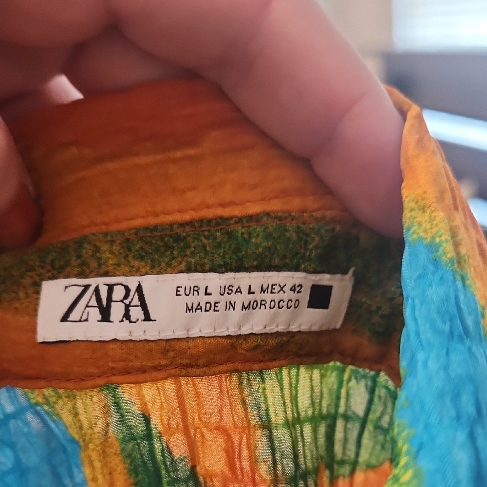 Multicolor Abstract Button Up - Picture 2 of 2